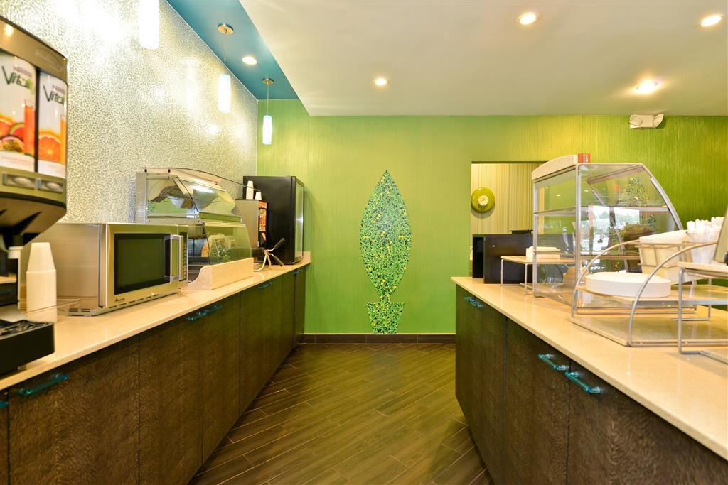 เบสต์ เวสเทิร์น พลัส แซนฟอร์ด แอร์พอร์ต เลค แมรี โฮเต็ล Hotel ร้านอาหาร รูปภาพ